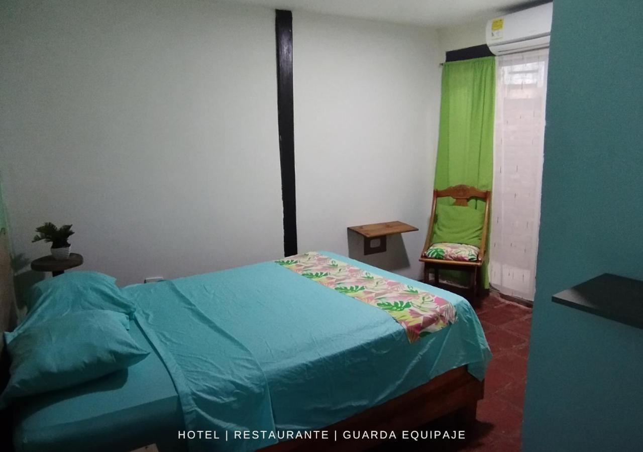 Hotel 4 Manzanas Santa Marta  Zewnętrze zdjęcie